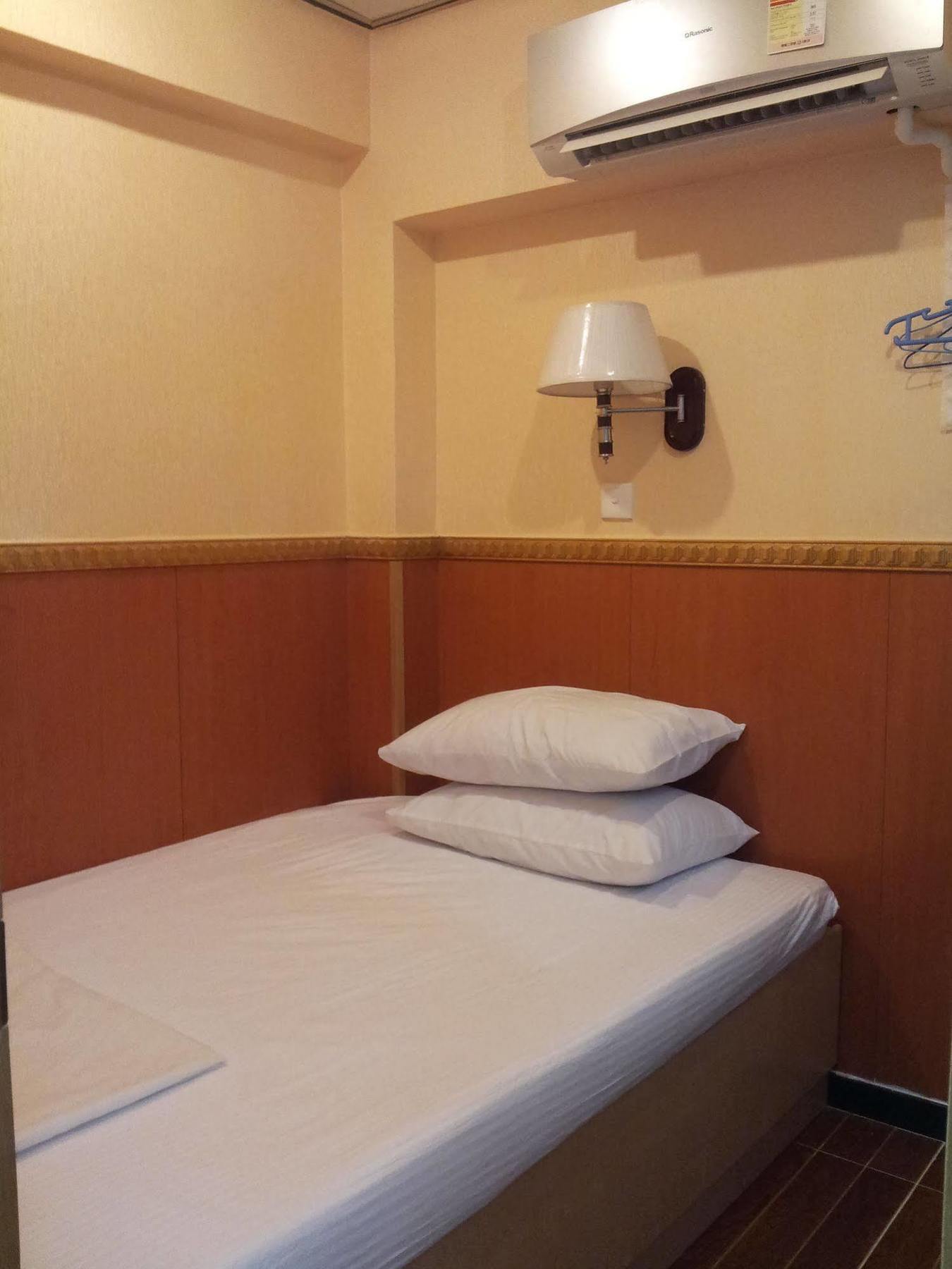 Traveller Friendship Hostel Hong Kong Exterior photo