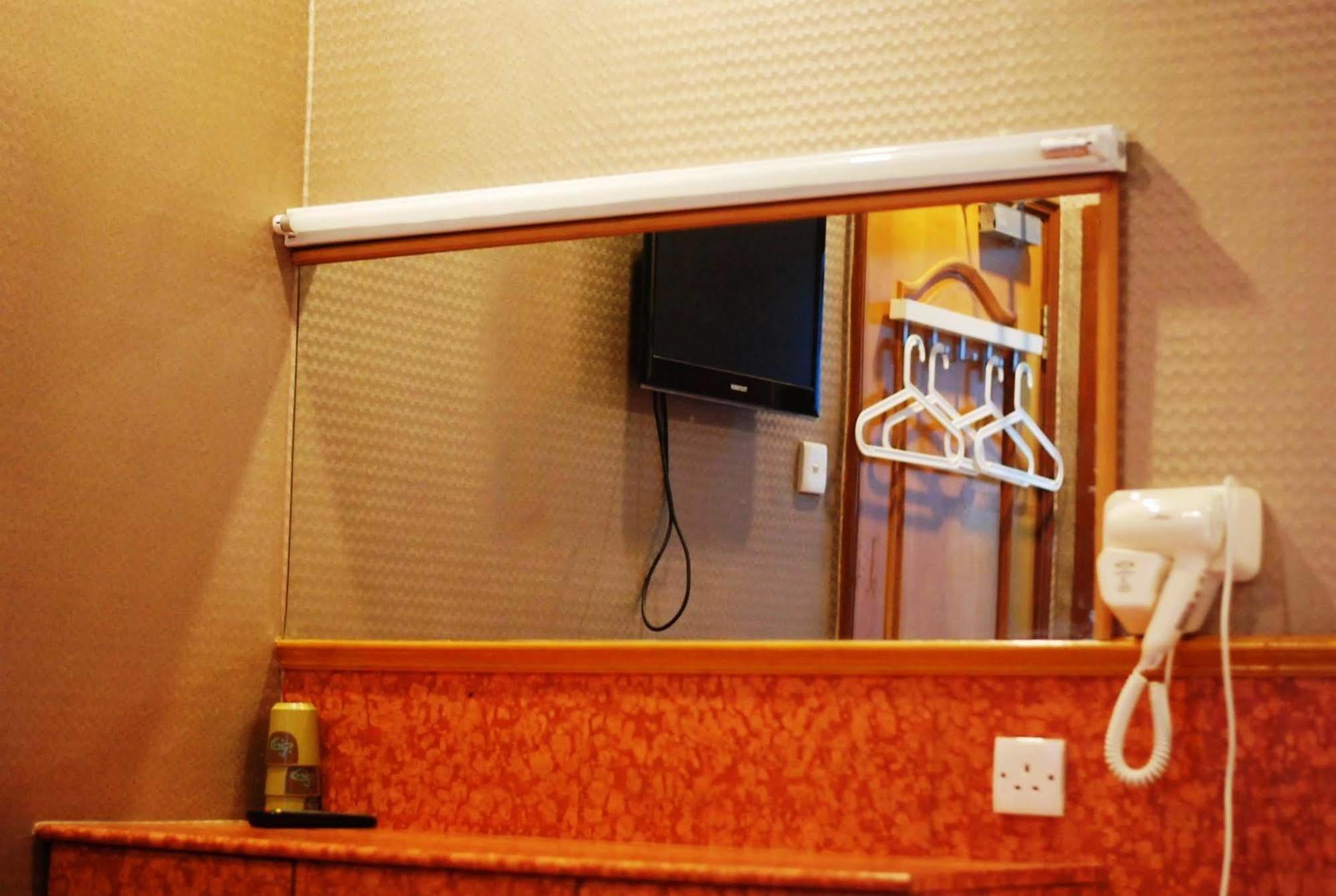 Traveller Friendship Hostel Hong Kong Exterior photo